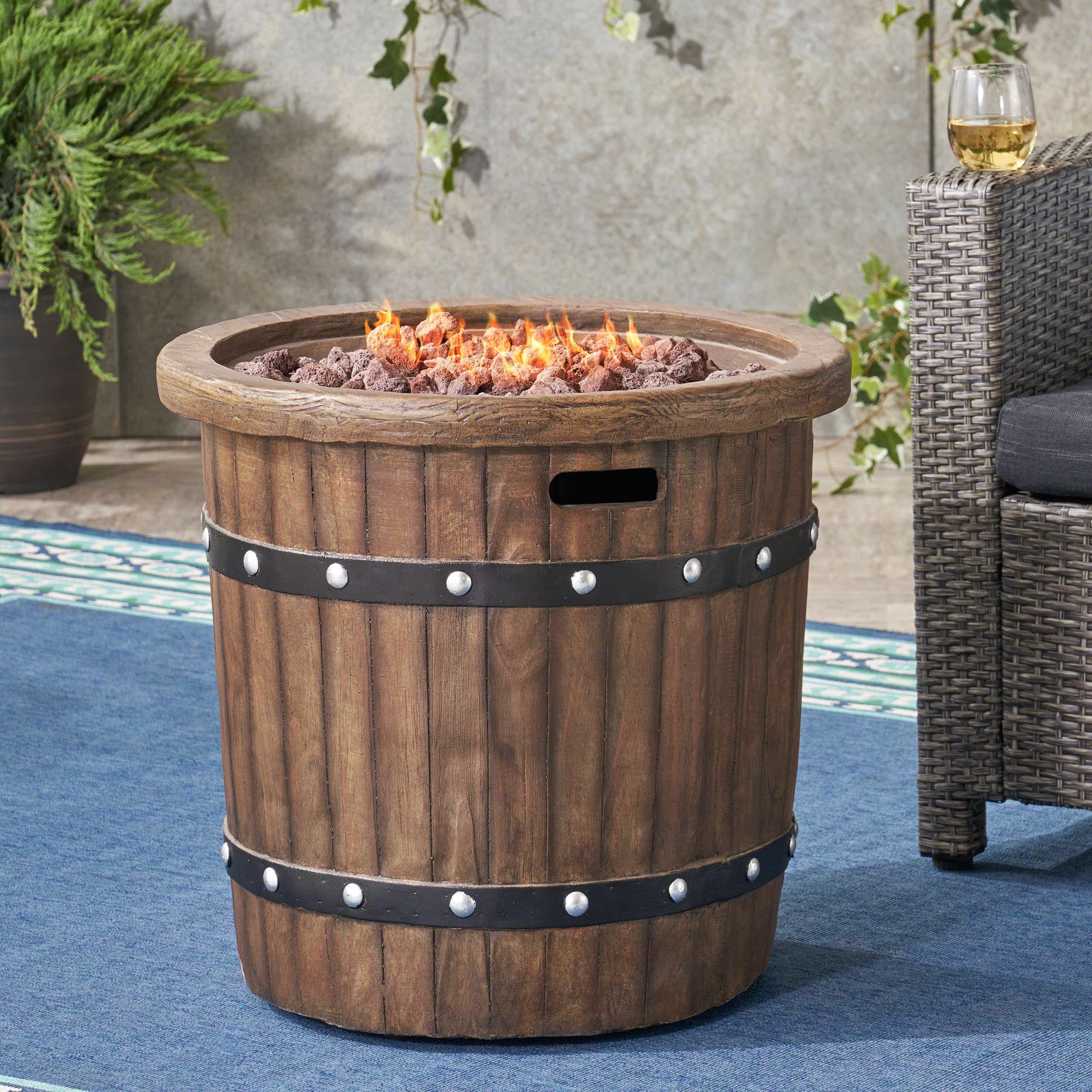 Alora 25-Inch Round 40K BTU Liquid Propance Concrete Fire Pit