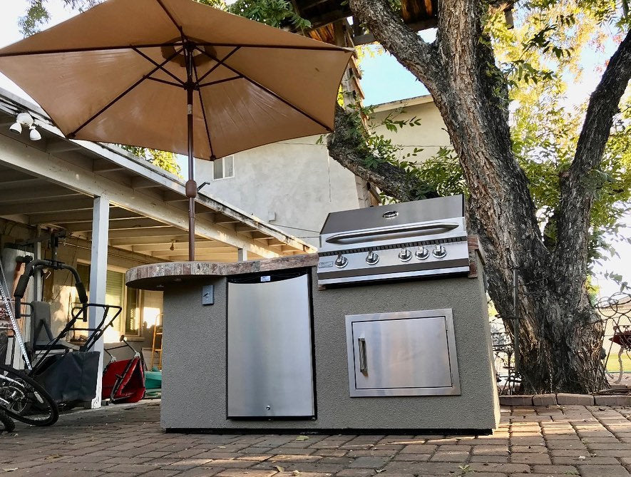 Kokomo Grills Maui 7’6” BBQ Island with 33” Round Bar, LED Lights & Built-In BBQ