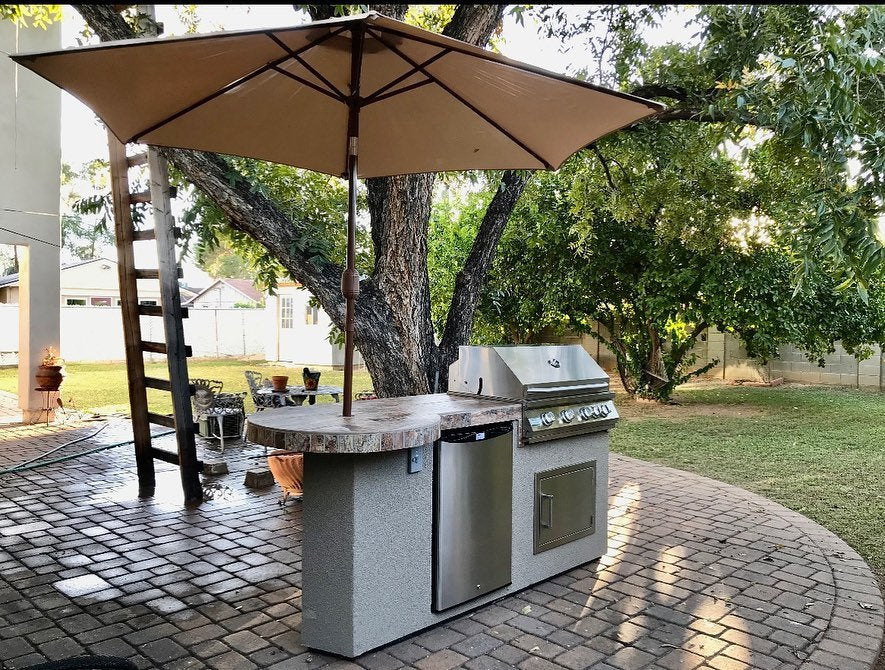 Kokomo Grills Maui 7’6” BBQ Island with 33” Round Bar, LED Lights & Built-In BBQ