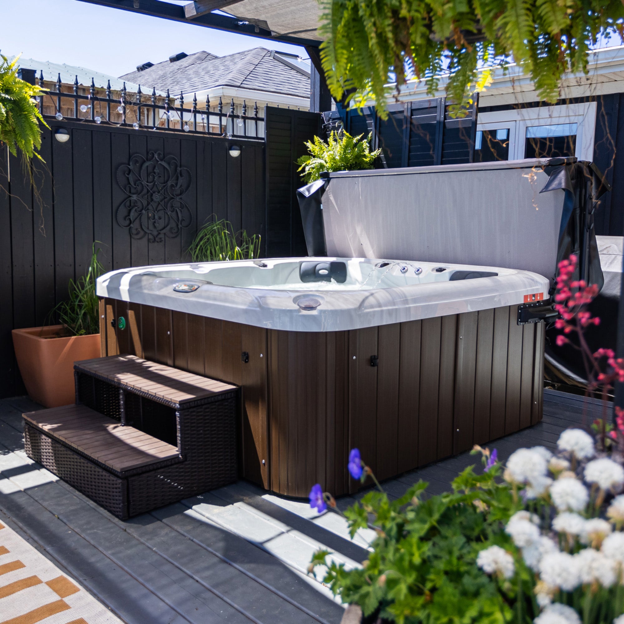 Liberty Spas LYS5000 Luxury 6 Person Hot Tub