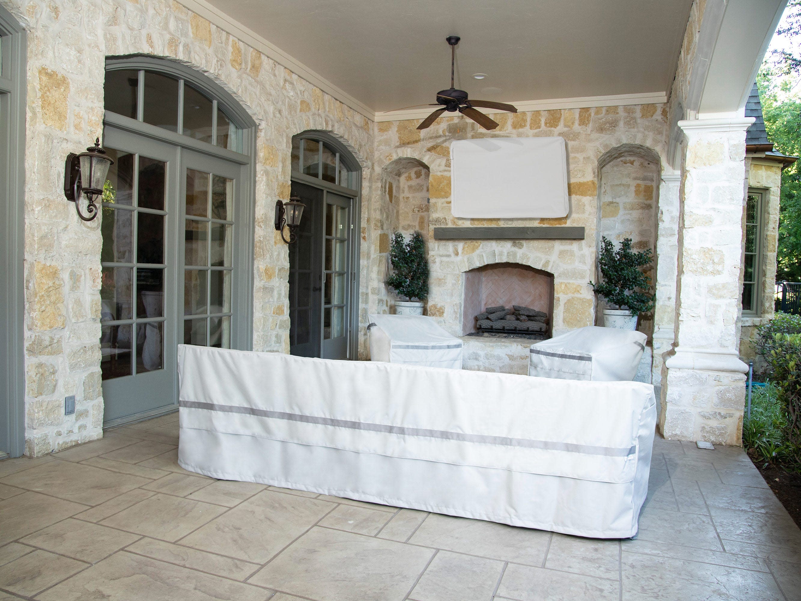 Coverstore Covermates Prestige Outdoor Sofa & Loveseat Cover