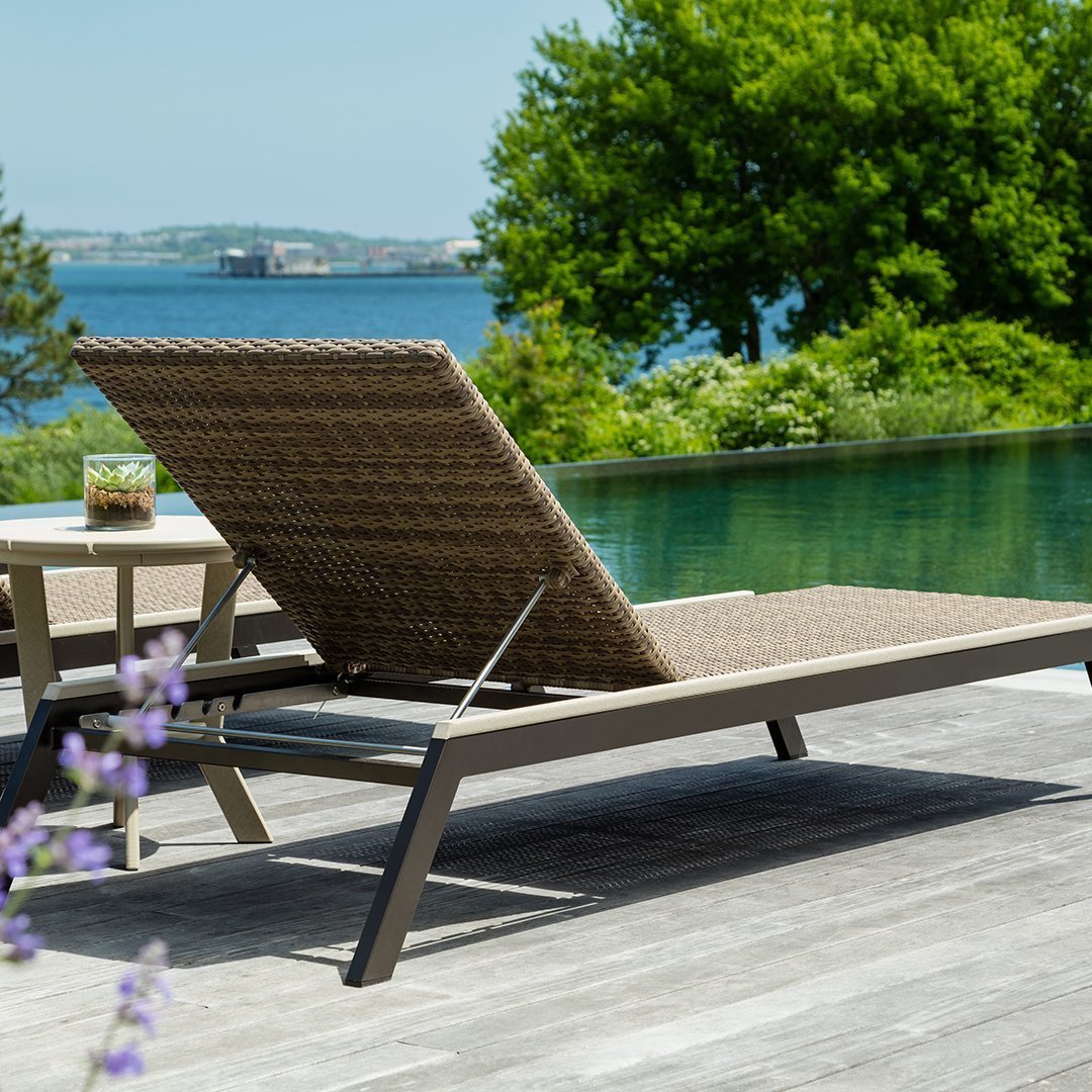 Seaside Casual MAD Chaise Woven