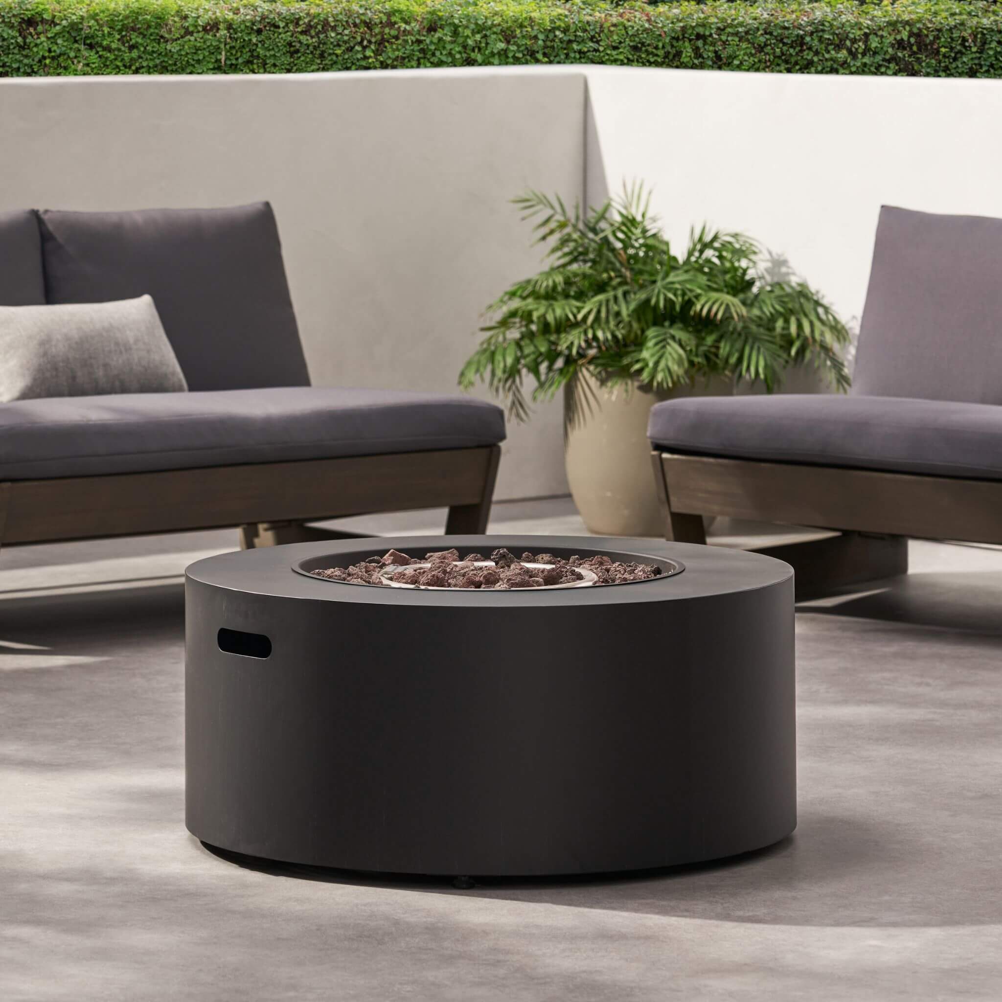 Alora Modern 32-Inch 40K BTU Round Iron Propane Fire Pit