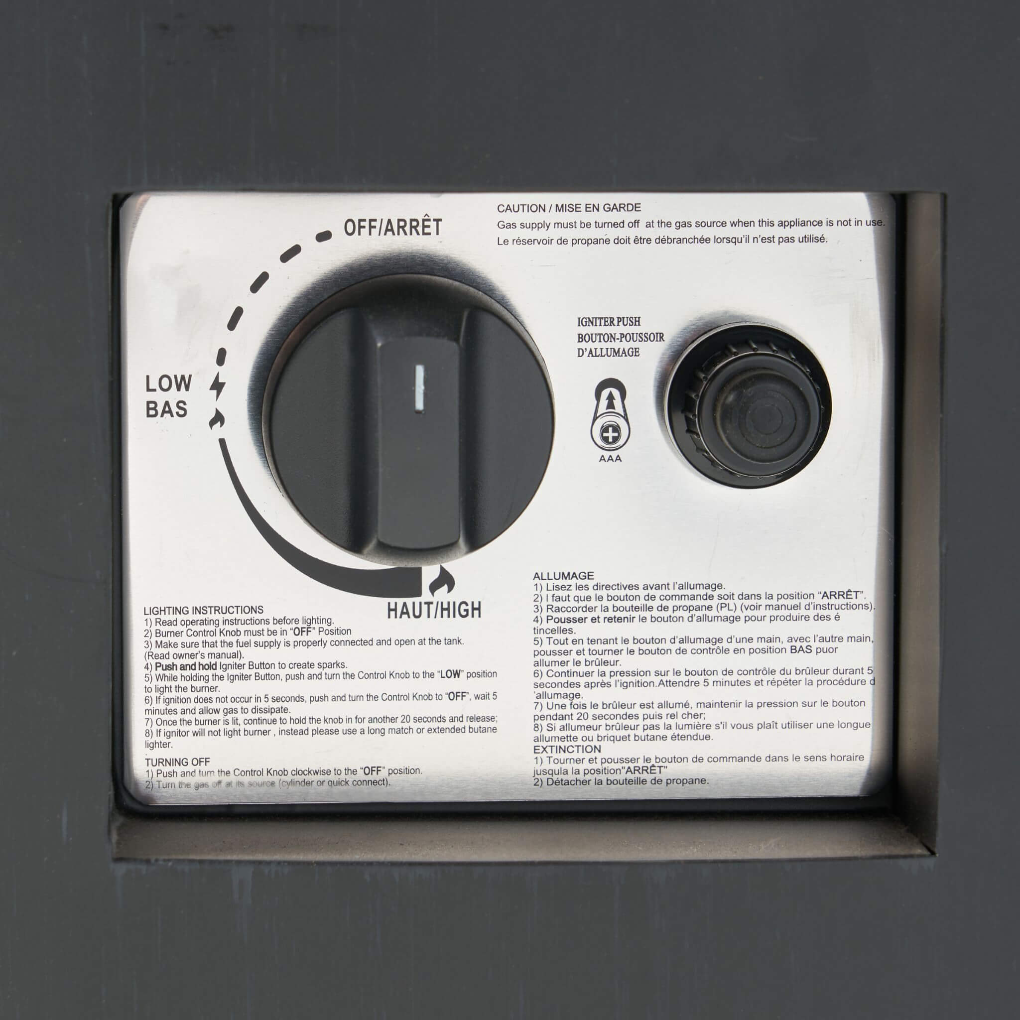 Alora Modern 32-Inch 40K BTU Round Iron Propane Fire Pit